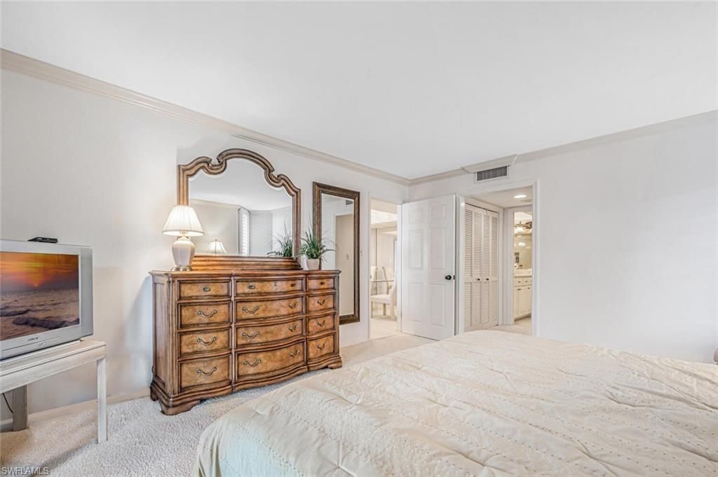 4551 Gulf Shore Blvd N, Unit 605, Naples, FL 34103 Photo