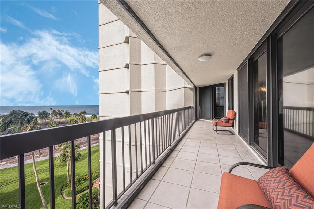 4551 Gulf Shore Blvd N, Unit 605, Naples, FL 34103 Photo