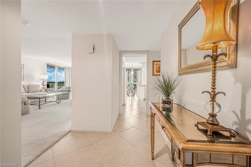 4551 Gulf Shore Blvd N, Unit 605, Naples, FL 34103 Photo