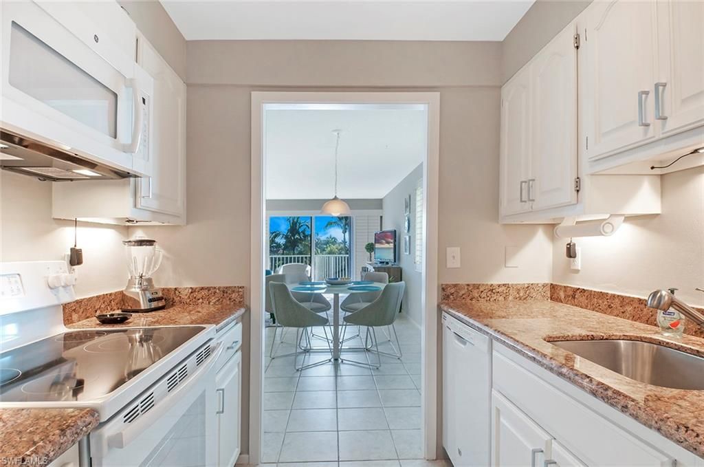 1300 Gulf Shore Blvd N, Unit 406, Naples, FL 34102 Photo