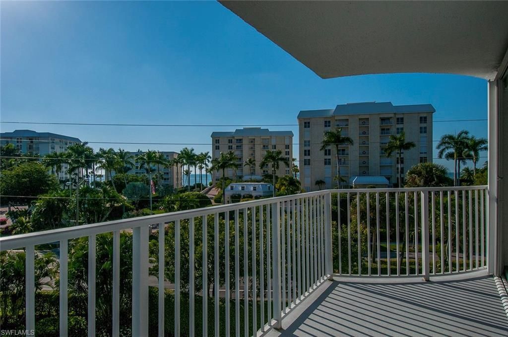 1300 Gulf Shore Blvd N, Unit 406, Naples, FL 34102 Photo
