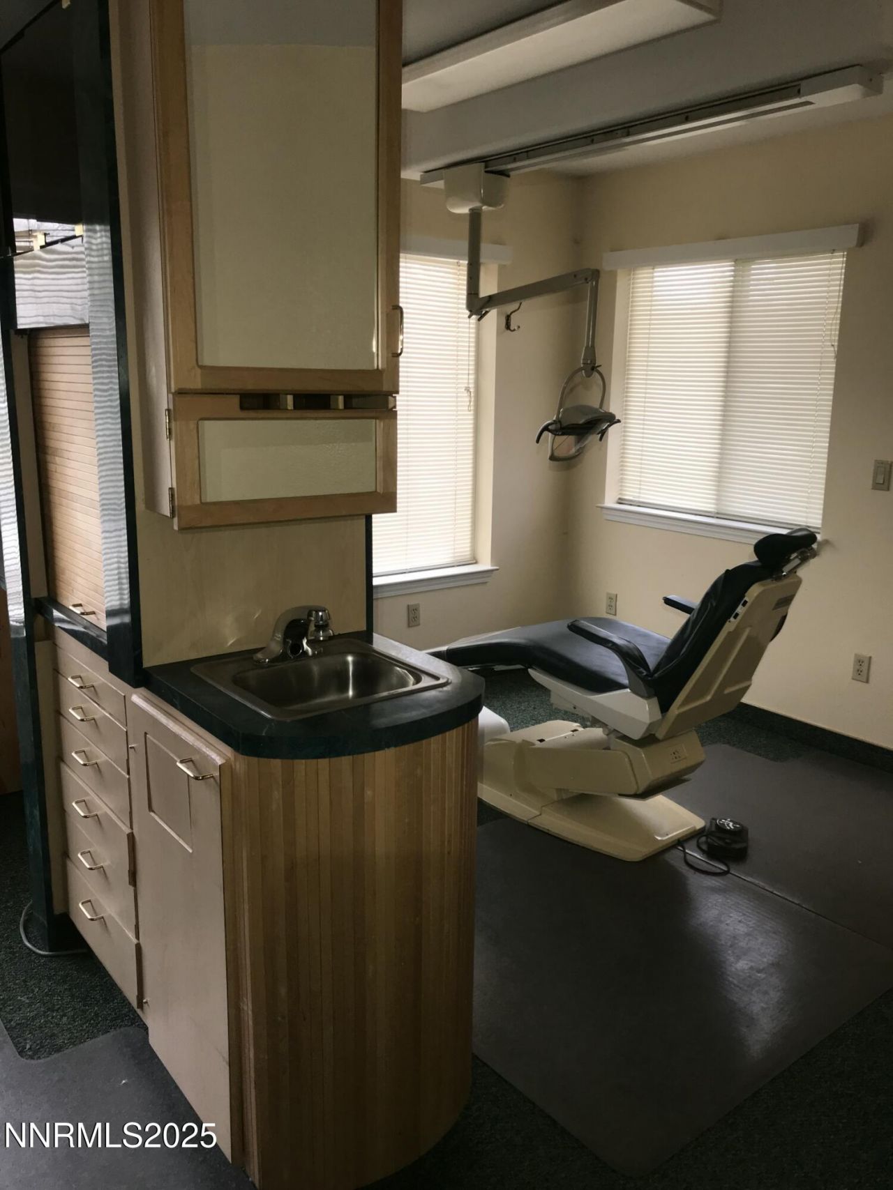 404 S Pratt Avenue, Carson City, NV 89701 Photo