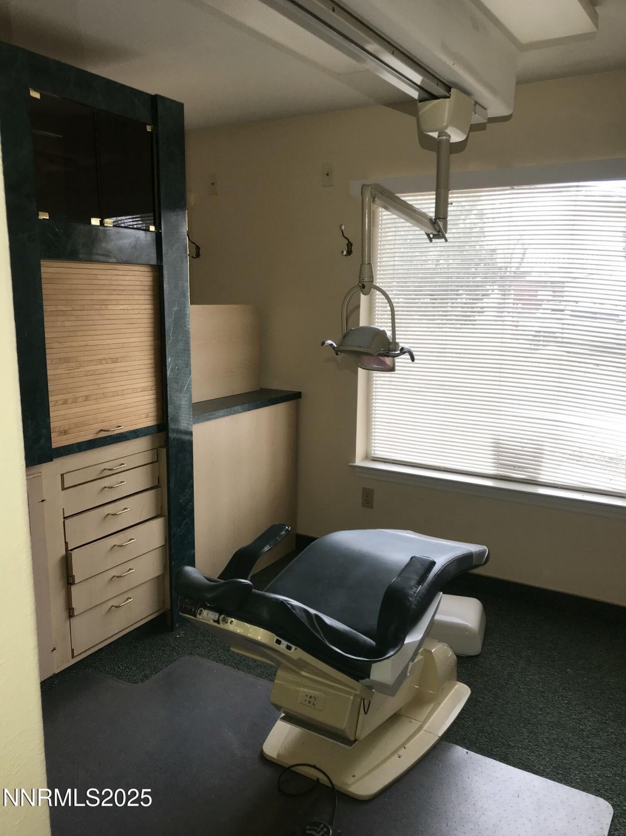 404 S Pratt Avenue, Carson City, NV 89701 Photo