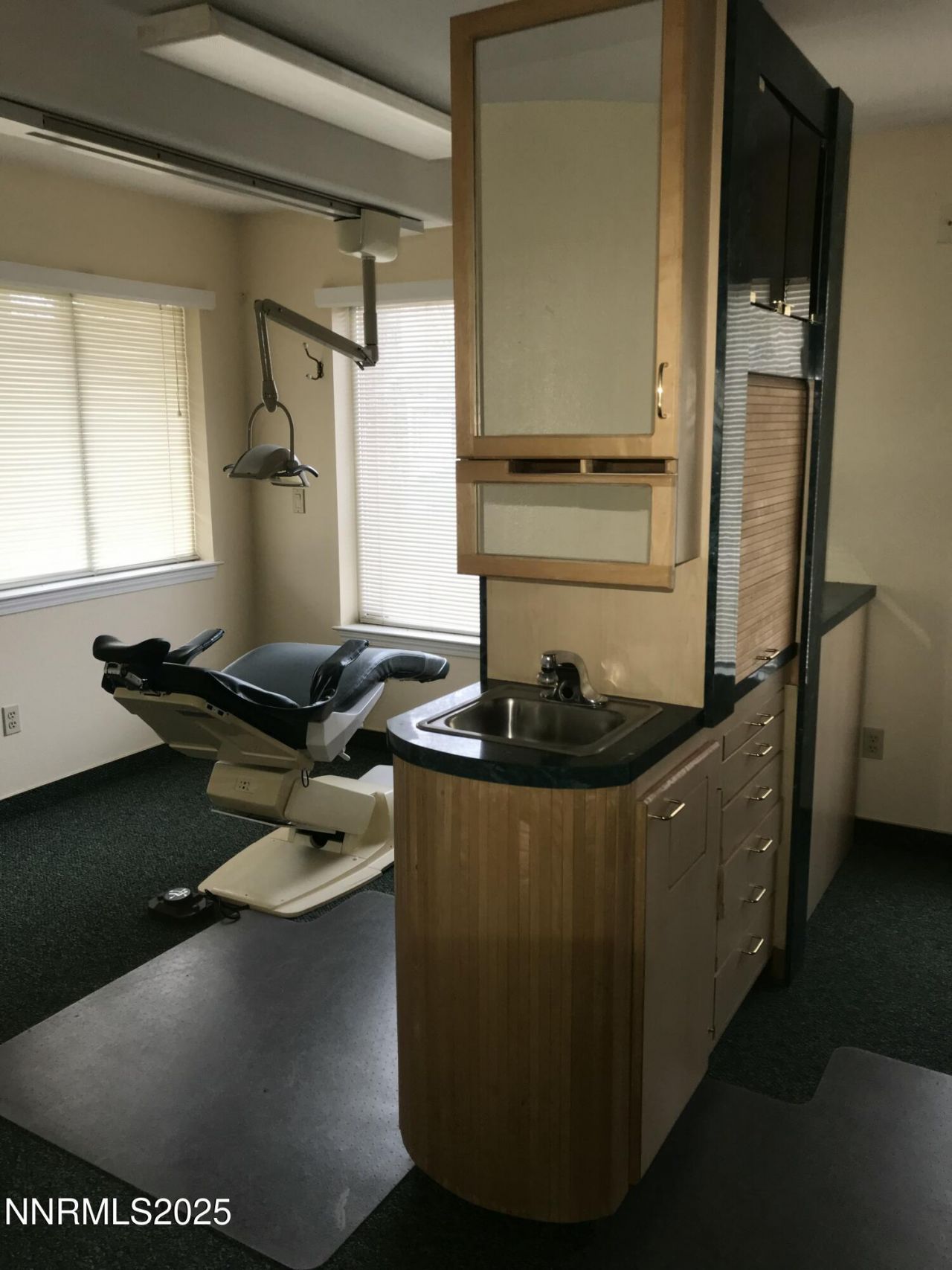 404 S Pratt Avenue, Carson City, NV 89701 Photo