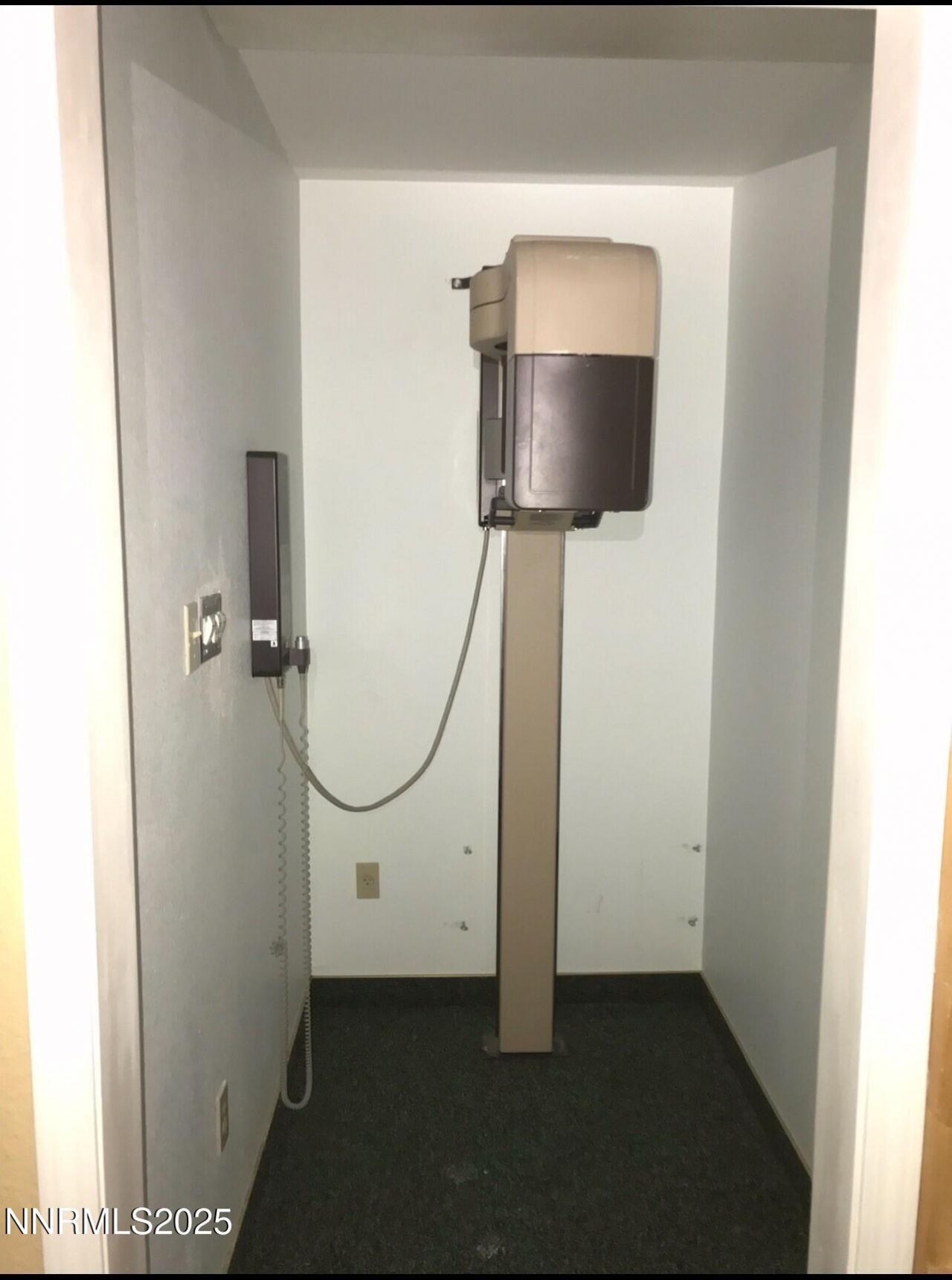 404 S Pratt Avenue, Carson City, NV 89701 Photo