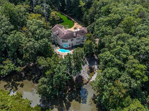 145 Beechwood Drive, WEEMS, VA 22576