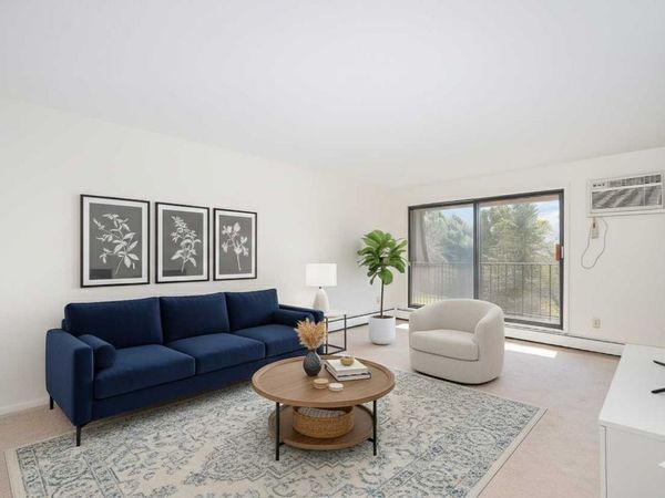 3421 Kent Street, Unit 603, Shoreview, MN 55126