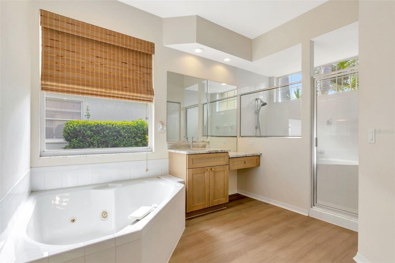 11209 Pine Lilly Place, Lakewood Ranch, FL 34202 Photo