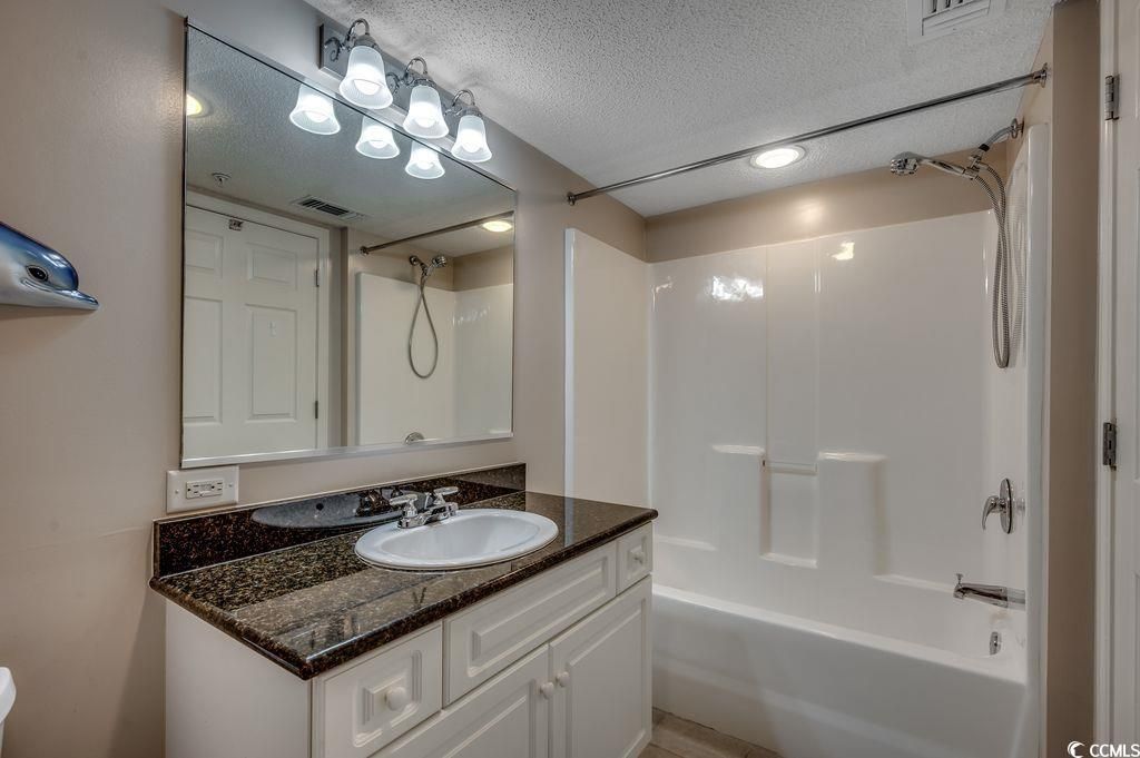 2151 Bridgeview Ct. Photo 28