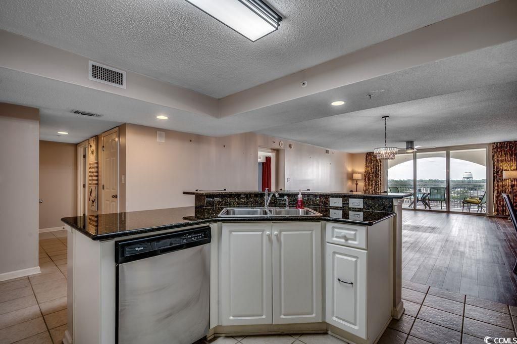 2151 Bridgeview Ct. Photo 5