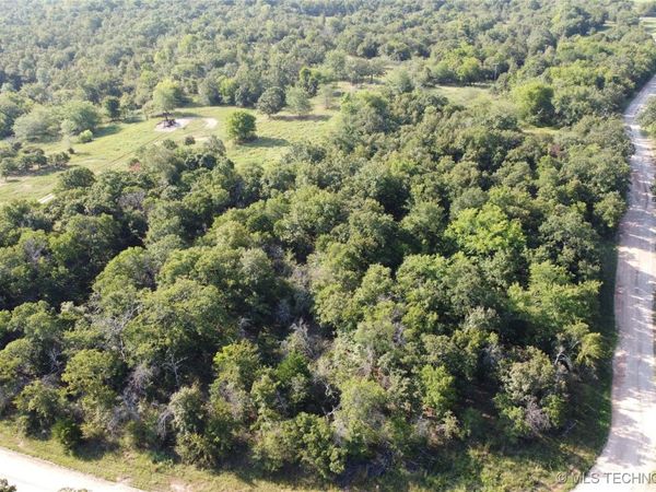S 385th Avenue, Bristow, OK 74010