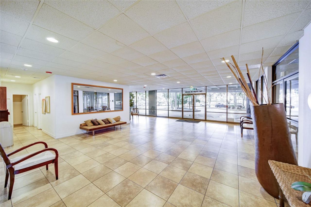 6900 Bay Drive, Unit 11i, Miami Beach, FL 33141 Photo