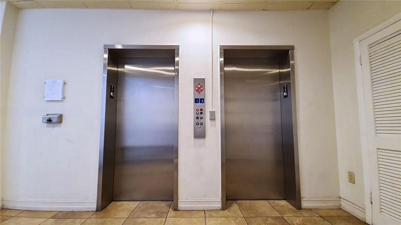 6900 Bay Drive, Unit 11i, Miami Beach, FL 33141 Photo