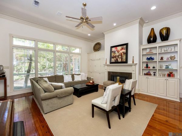 17636 Heritage Estates Dr, Saint George, LA 70810