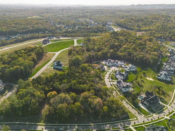 8704 Ashbrook Ln, College Grove, TN 37046