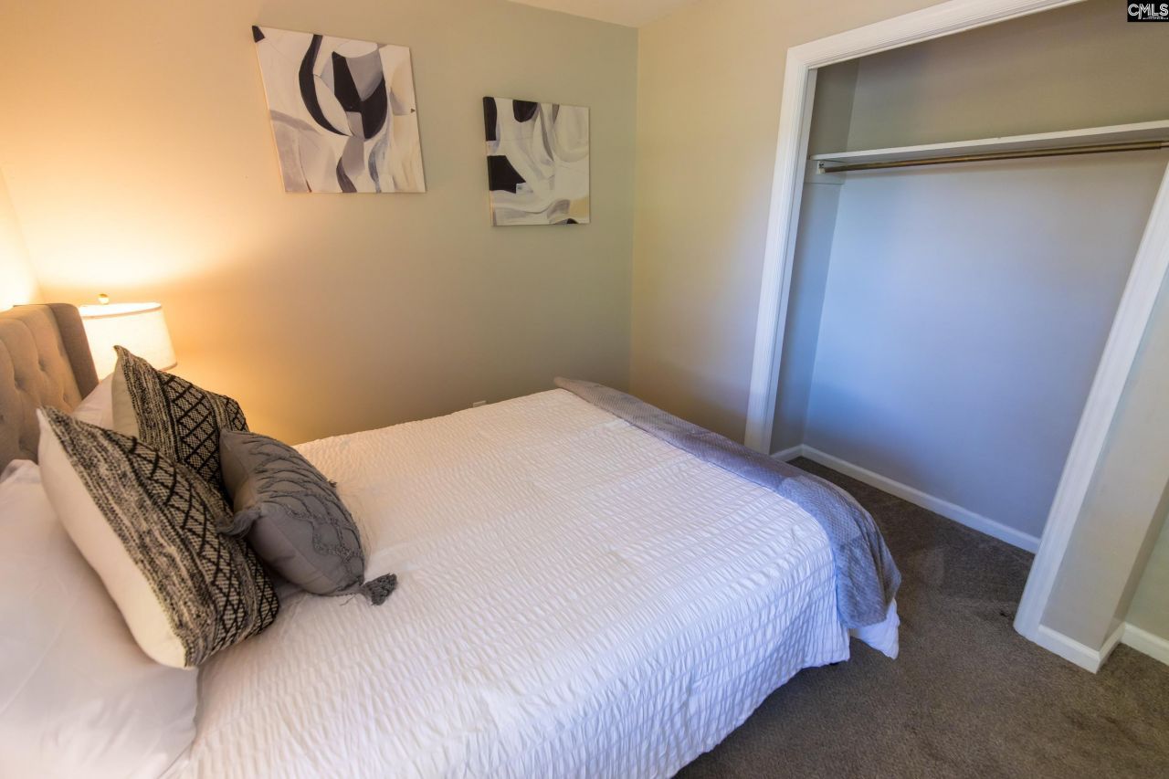 9429 S Chelsea Road Photo 15