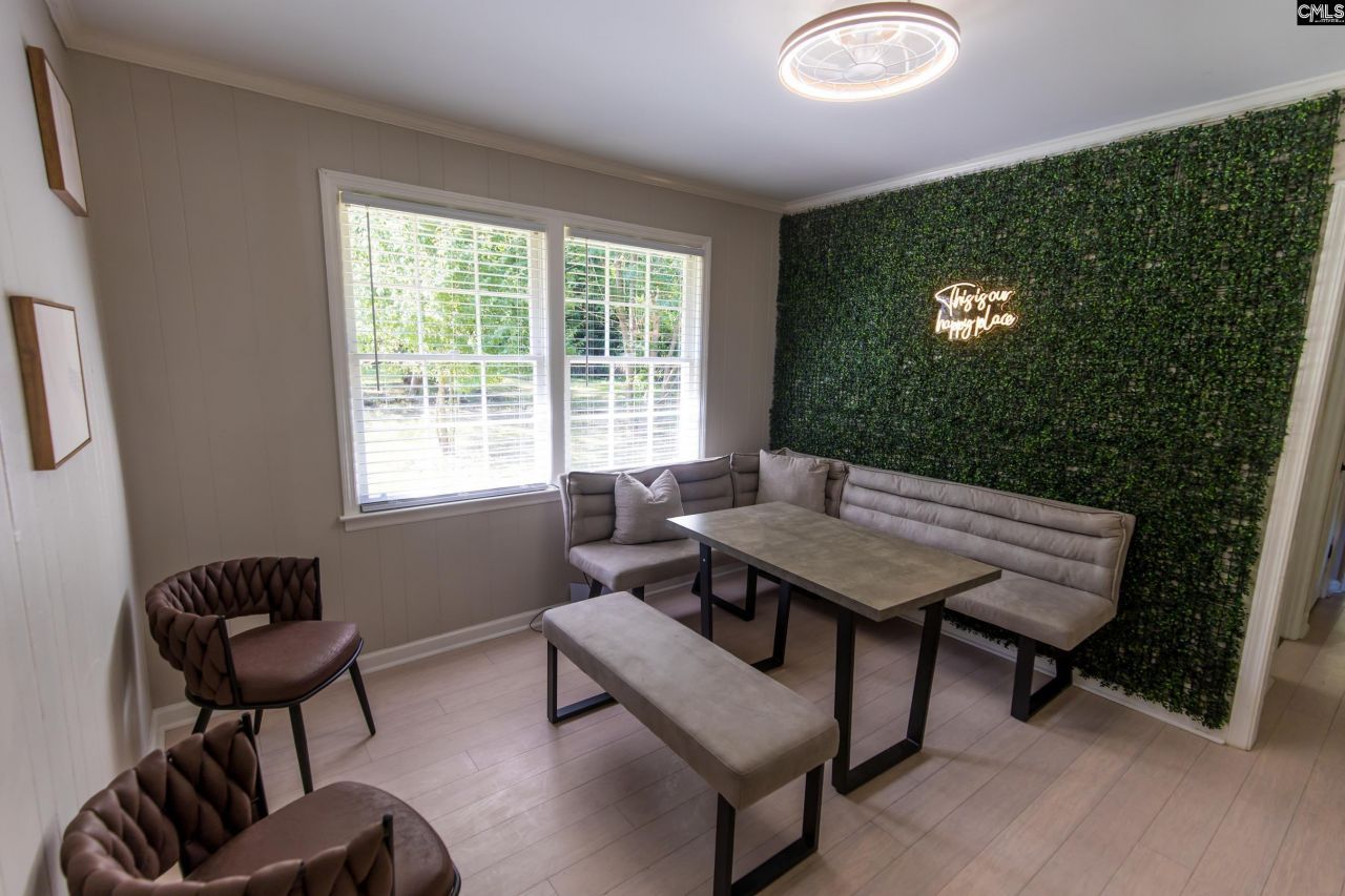 9429 S Chelsea Road Photo 8