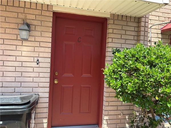 1429 HICKORY Avenue, Unit C, Harahan, LA 70123