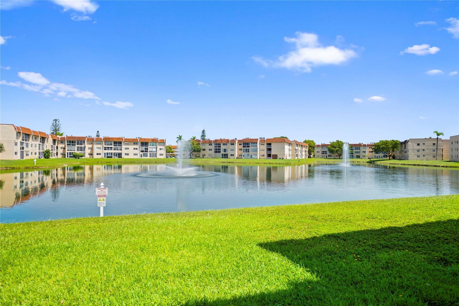2801 N Pine Island Road, Unit 208, Sunrise, FL 33322 Photo