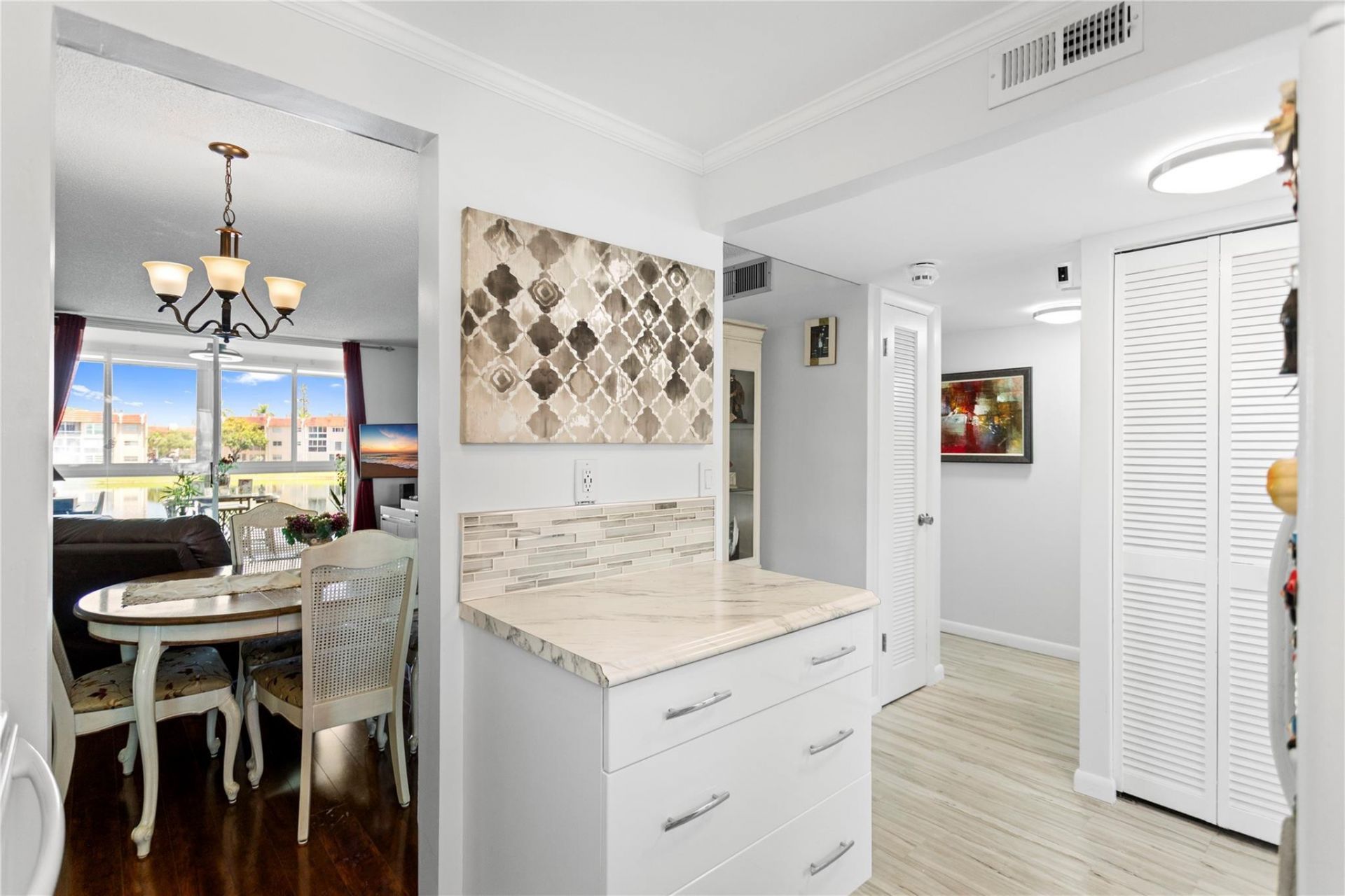 2801 N Pine Island Road, Unit 208, Sunrise, FL 33322 Photo