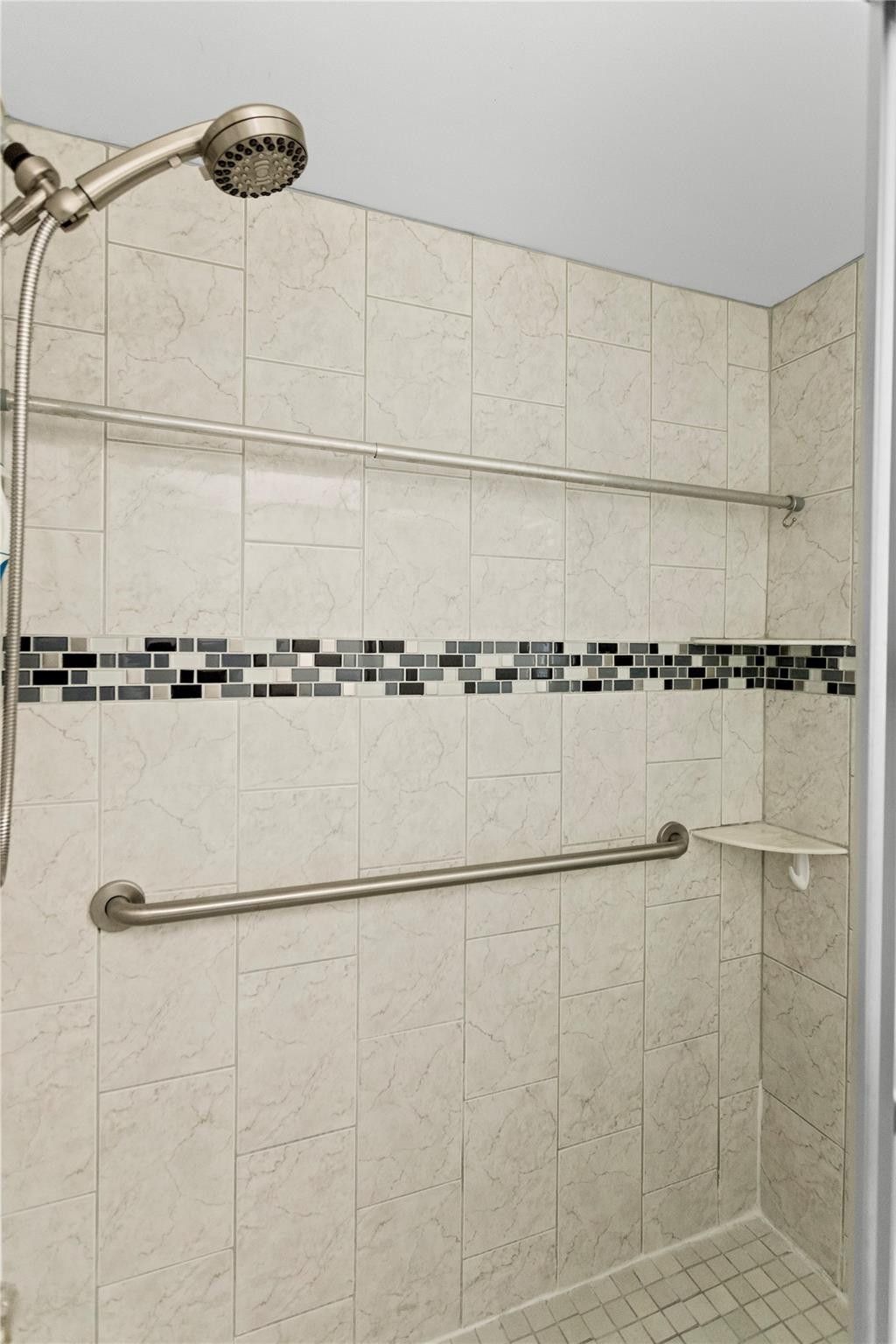 2801 N Pine Island Road, Unit 208, Sunrise, FL 33322 Photo