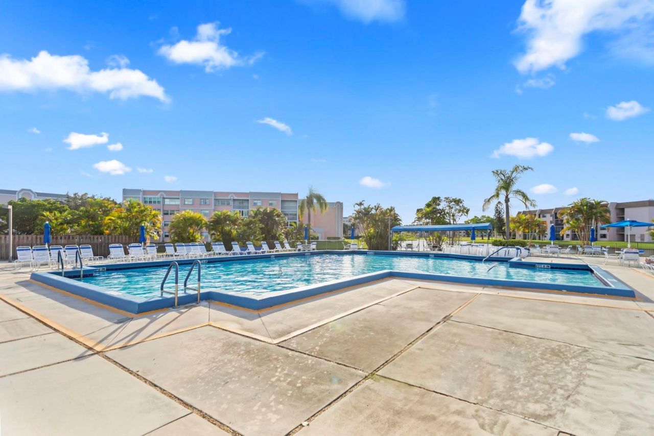 2801 N Pine Island Road, Unit 208, Sunrise, FL 33322 Photo