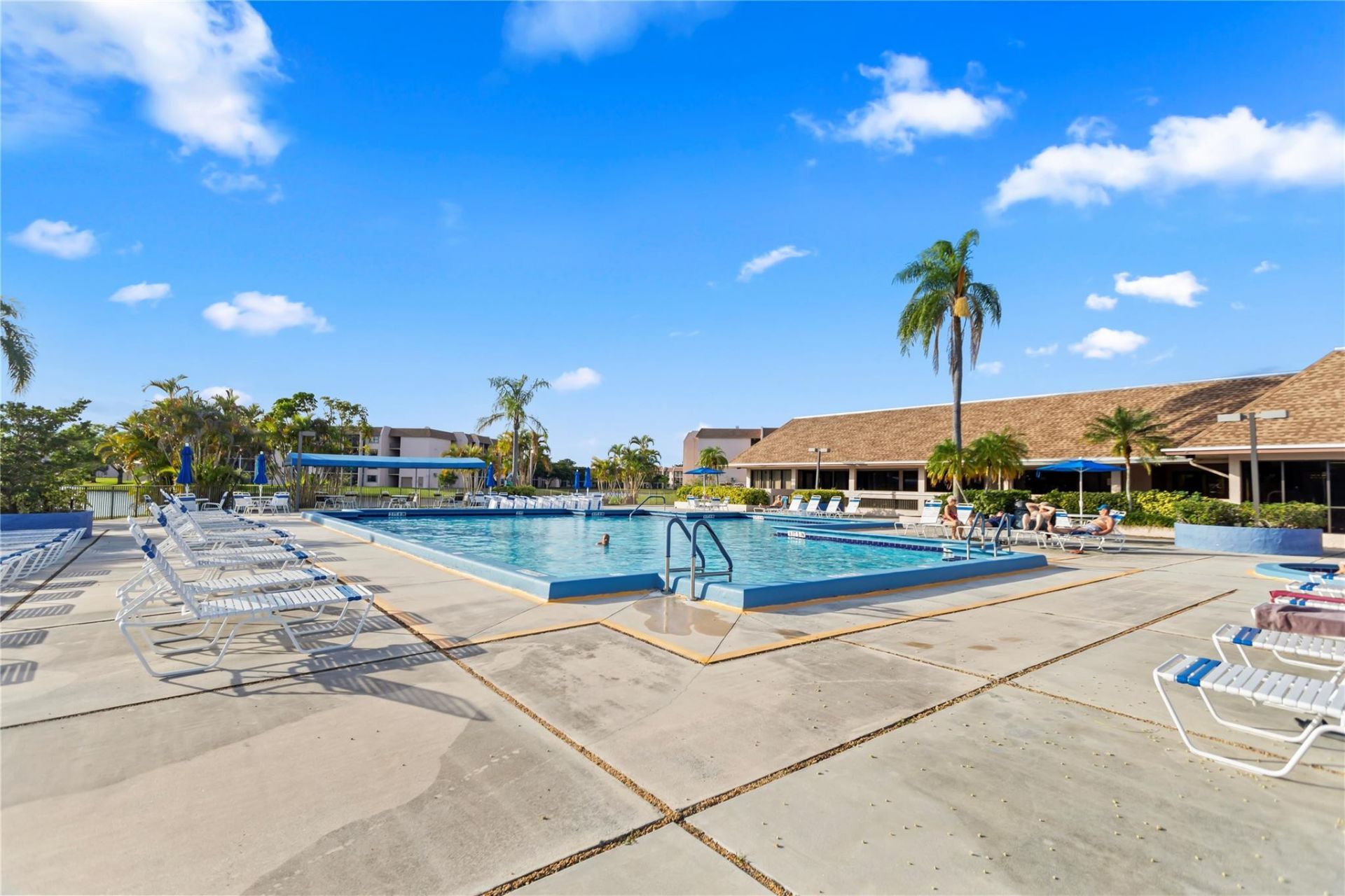 2801 N Pine Island Road, Unit 208, Sunrise, FL 33322 Photo