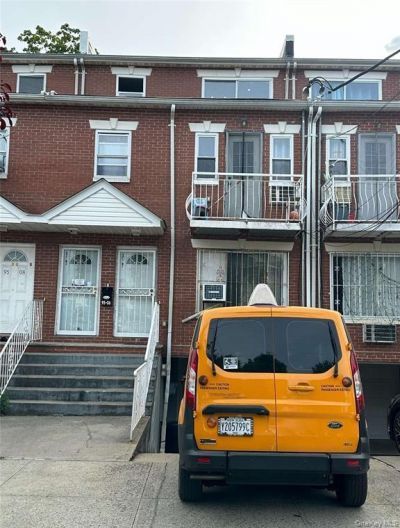 95-06 121st Street, Richmond Hill, NY 11419 Main Photo