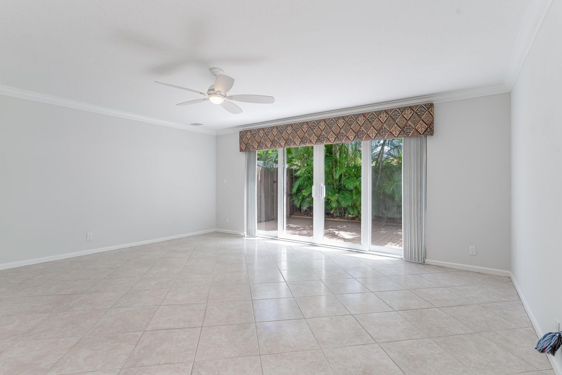 801 SE 16th Court, Unit 11, Fort Lauderdale, FL 33316 Photo
