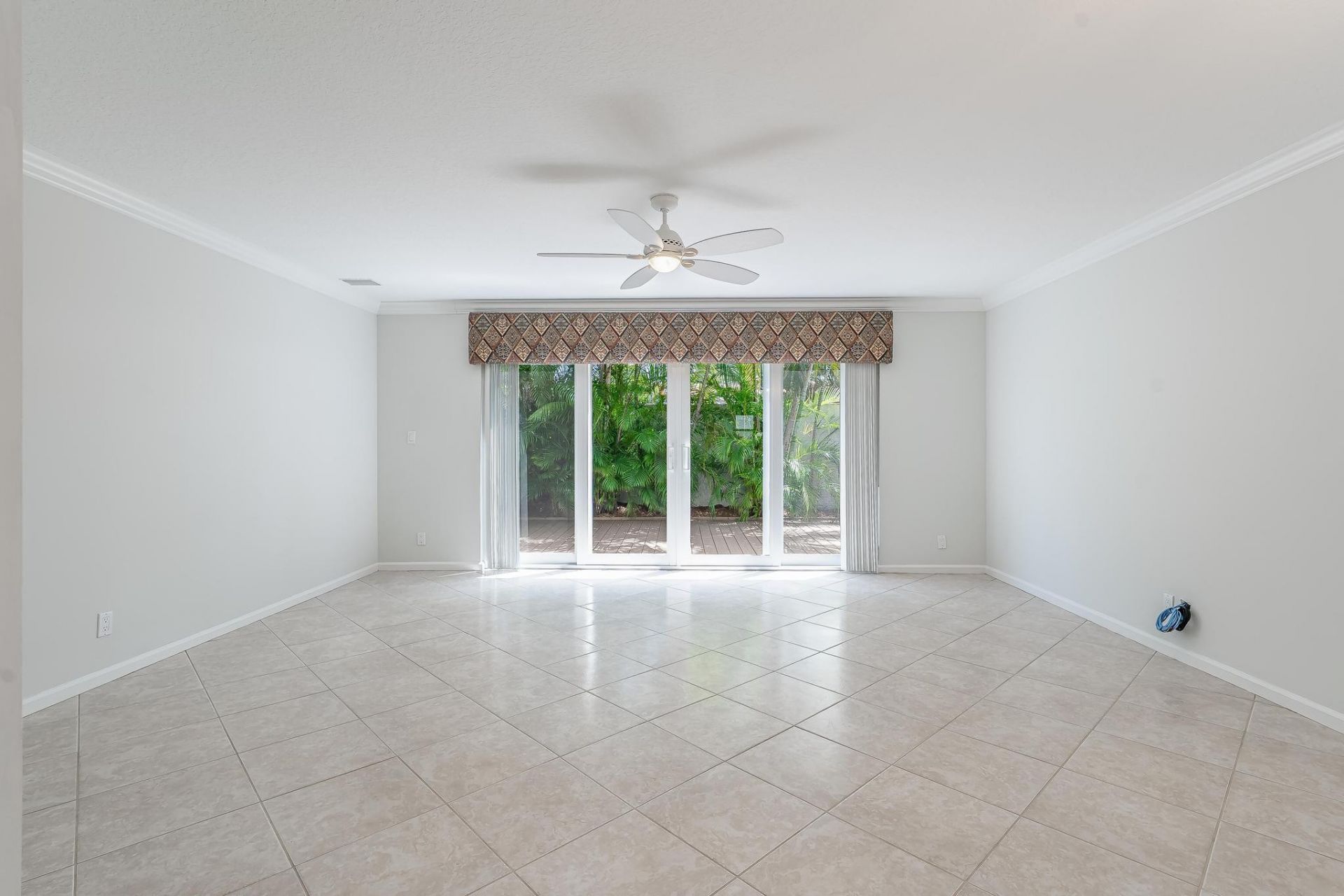 801 SE 16th Court, Unit 11, Fort Lauderdale, FL 33316 Photo