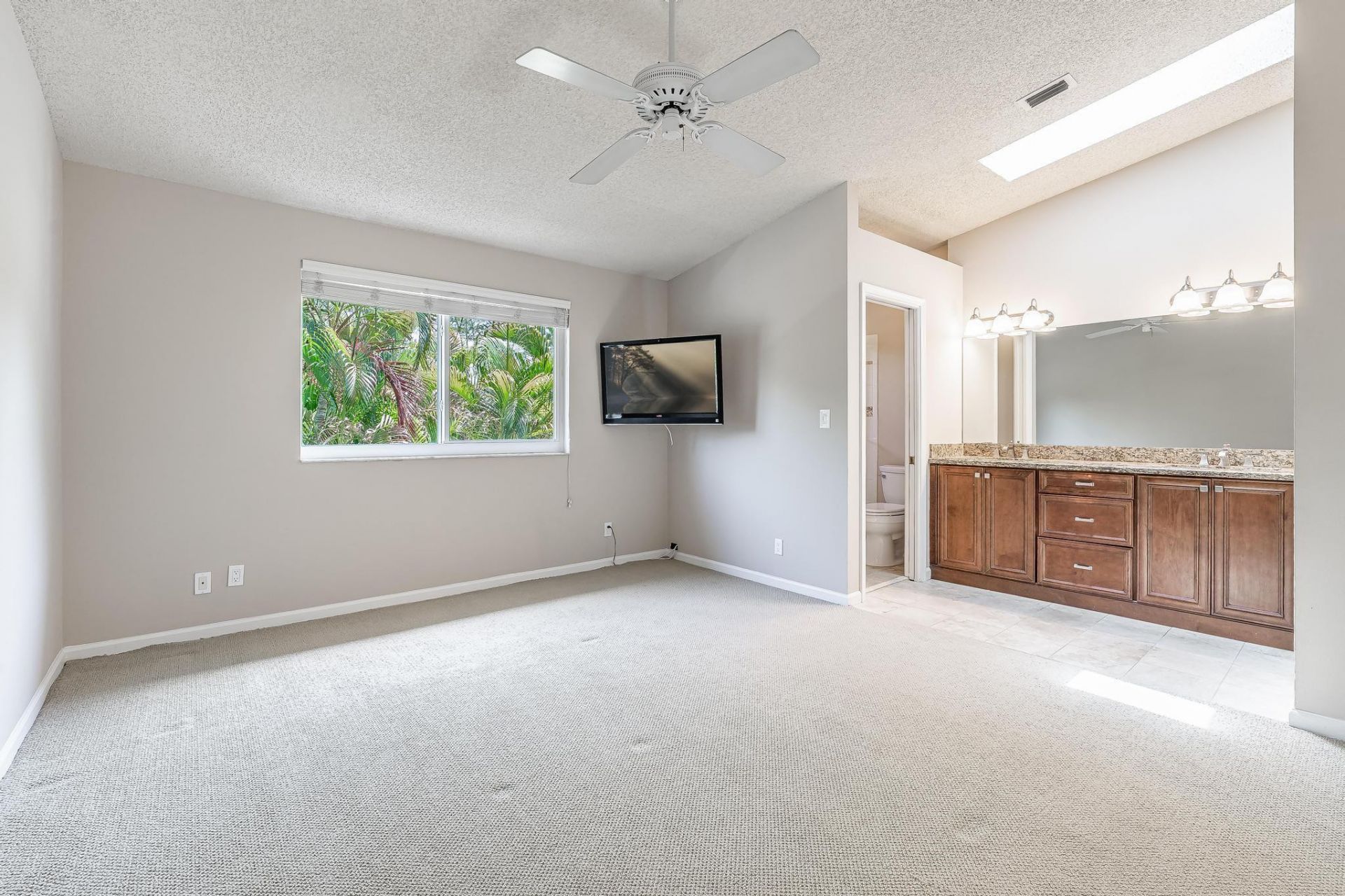 801 SE 16th Court, Unit 11, Fort Lauderdale, FL 33316 Photo