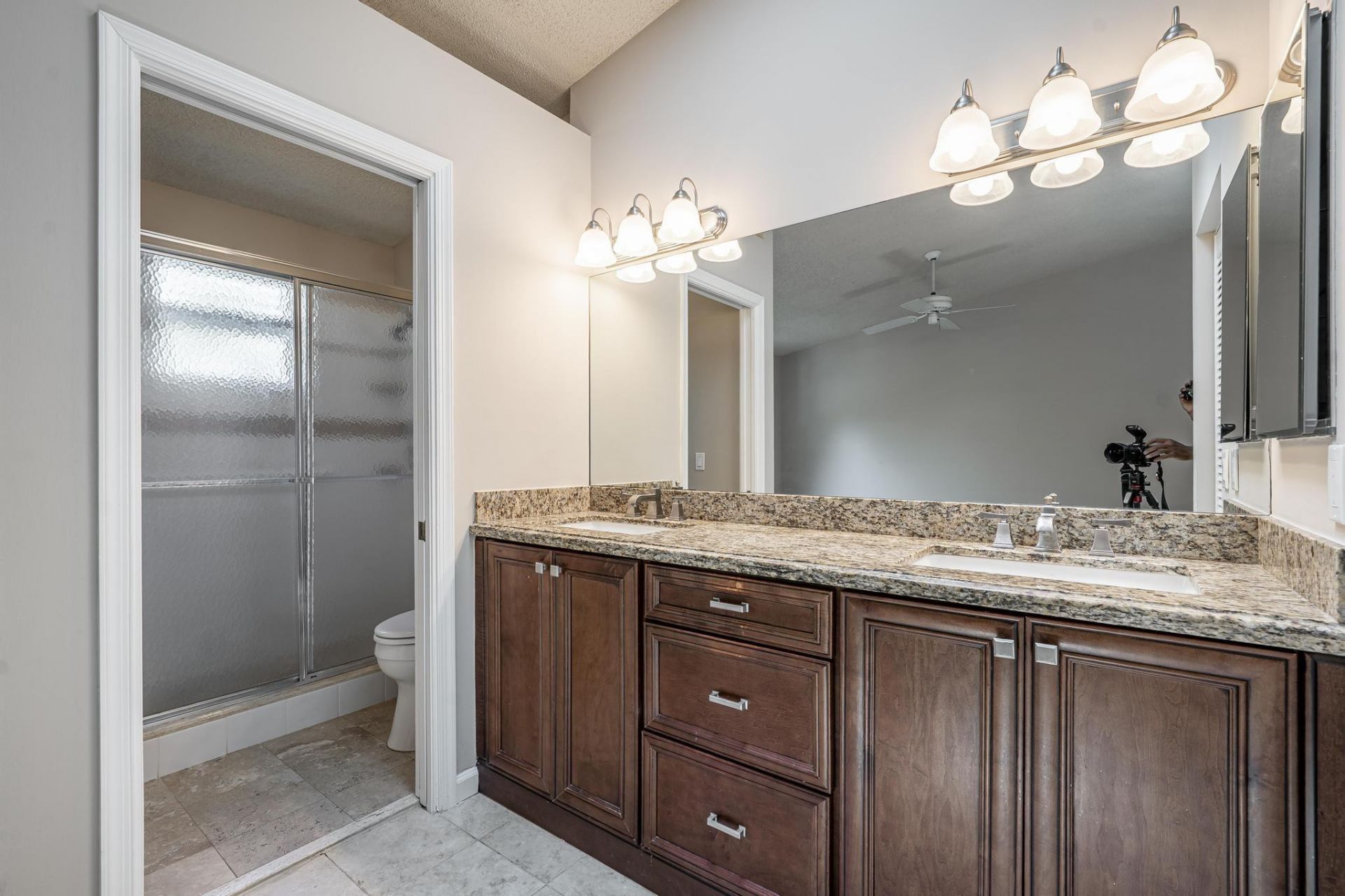 801 SE 16th Court, Unit 11, Fort Lauderdale, FL 33316 Photo