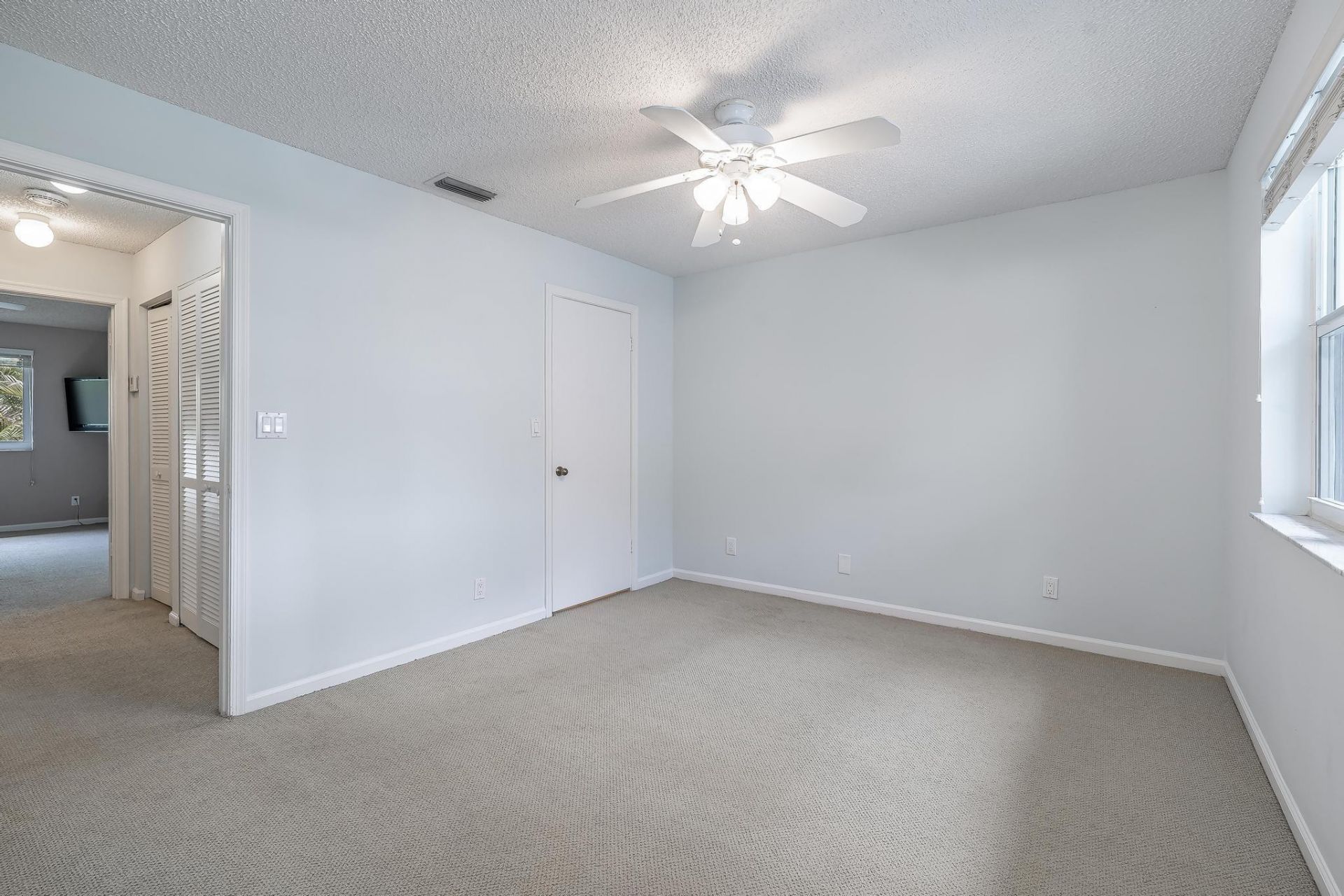 801 SE 16th Court, Unit 11, Fort Lauderdale, FL 33316 Photo