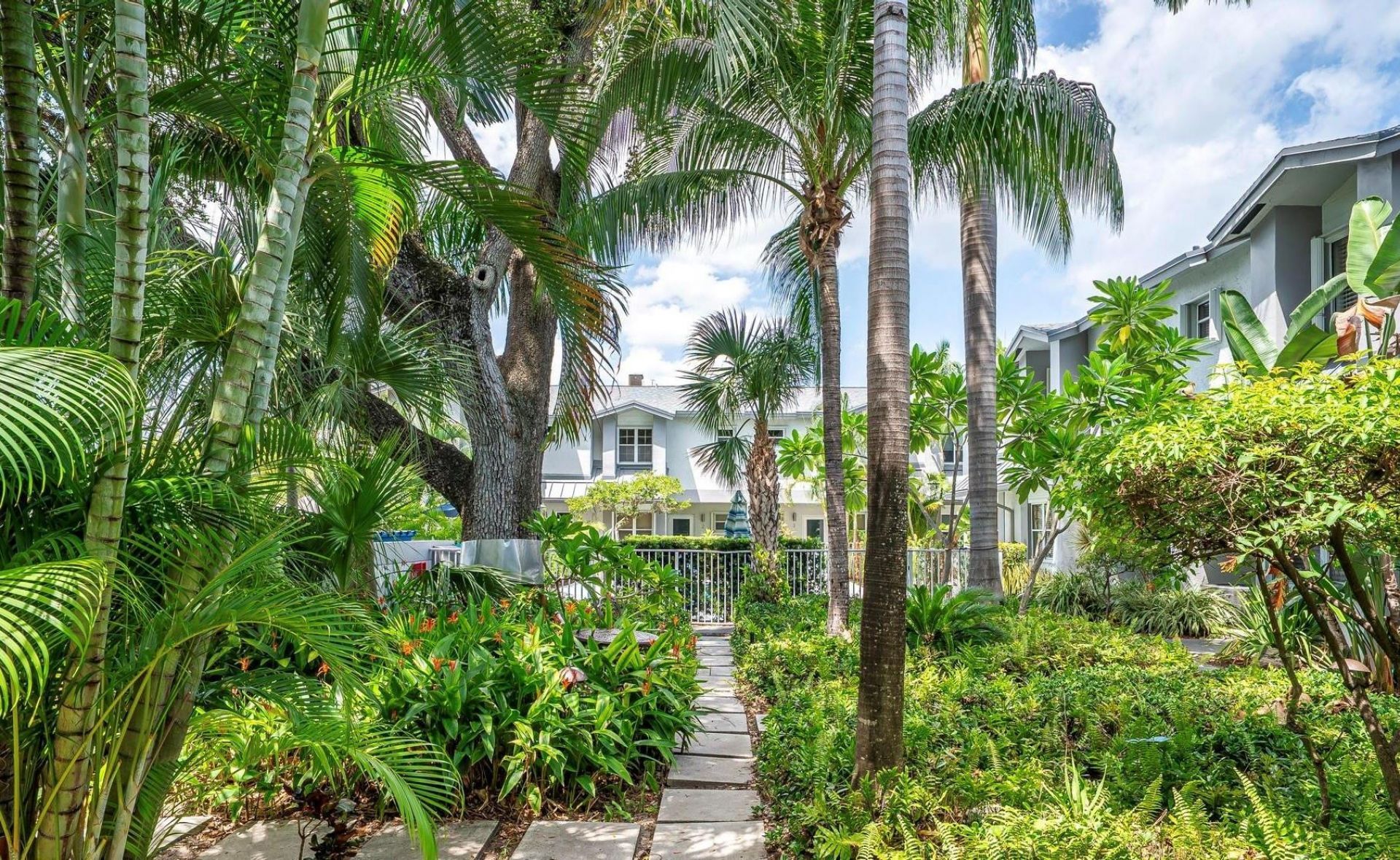 801 SE 16th Court, Unit 11, Fort Lauderdale, FL 33316 Photo