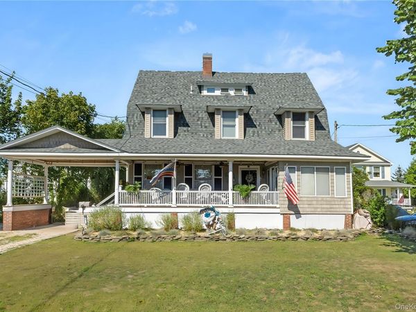 91 Ocean Avenue, Bay Shore, NY 11706