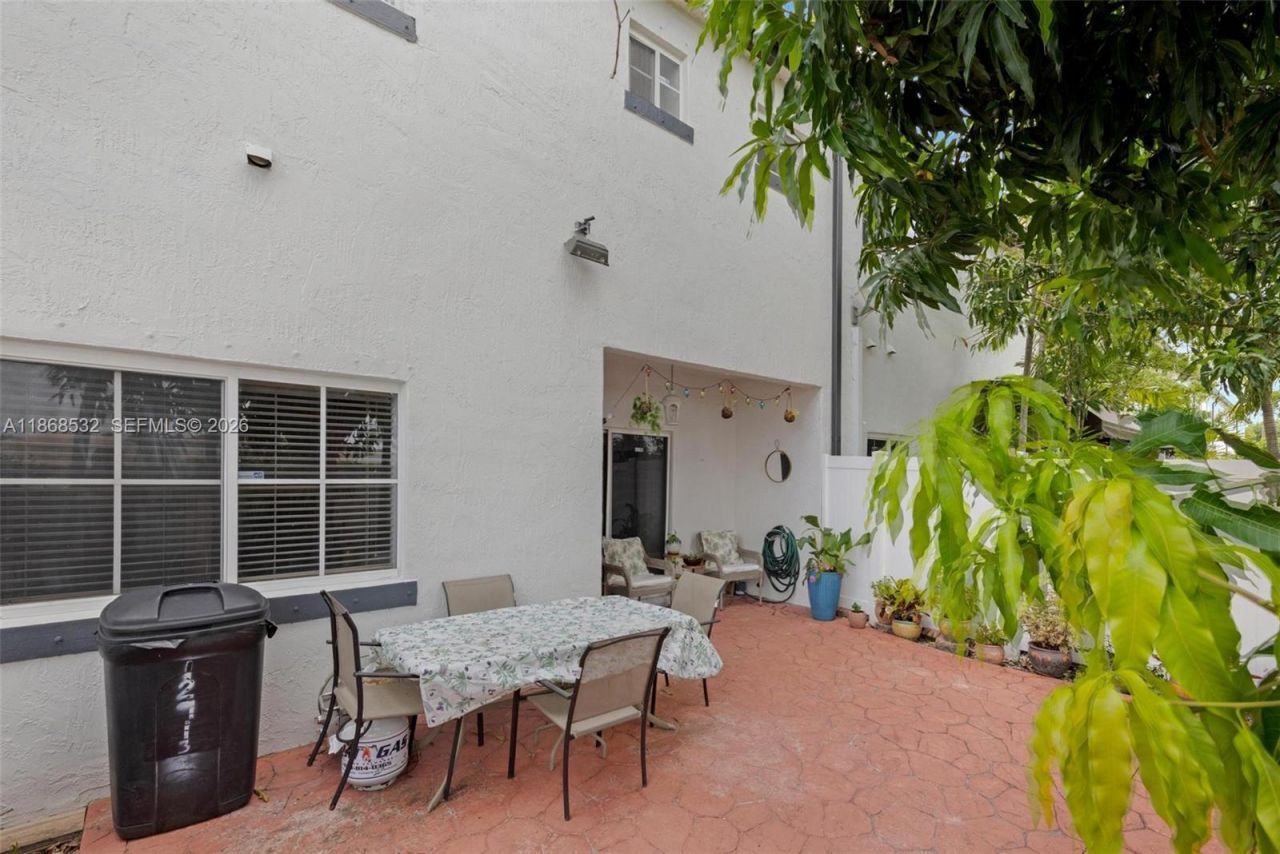 12913 SW 49th Ct, Miramar, FL 33027 Photo