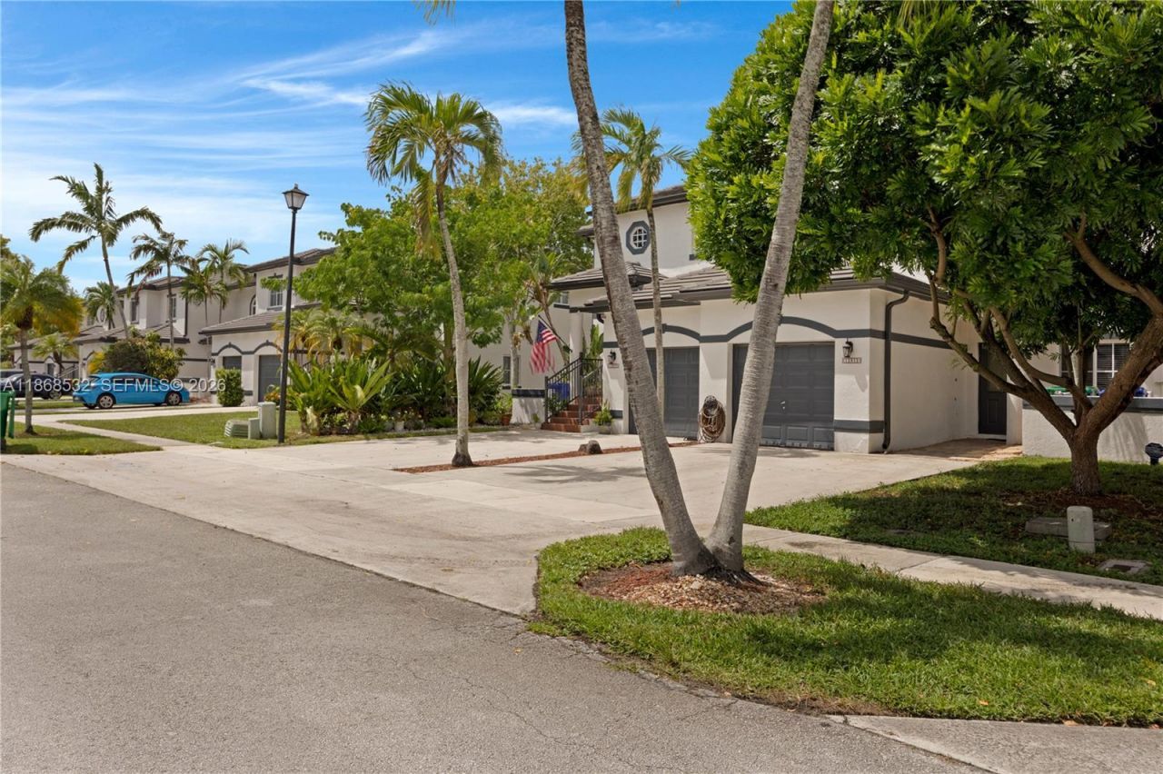 12913 SW 49th Ct, Miramar, FL 33027 Photo