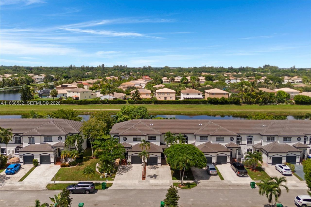 12913 SW 49th Ct, Miramar, FL 33027 Photo