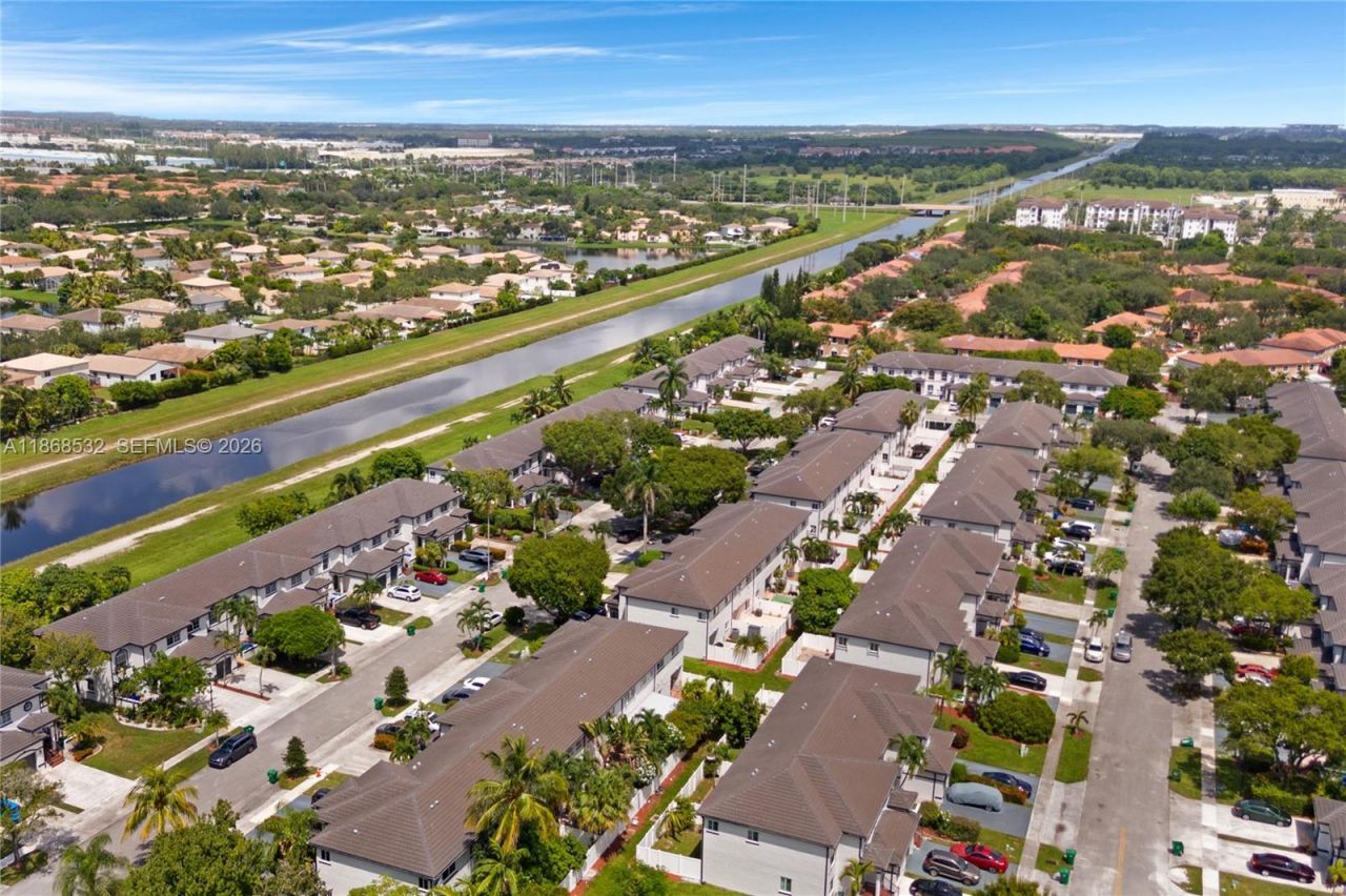 12913 SW 49th Ct, Miramar, FL 33027 Photo