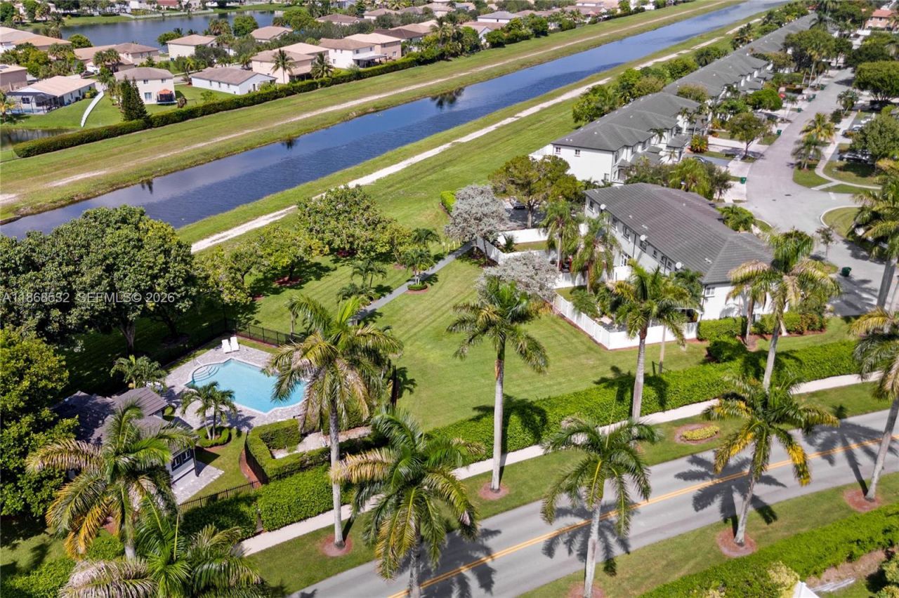 12913 SW 49th Ct, Miramar, FL 33027 Photo