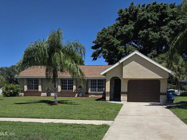 1204 RIVIERA Drive NE, Palm Bay, FL 32905