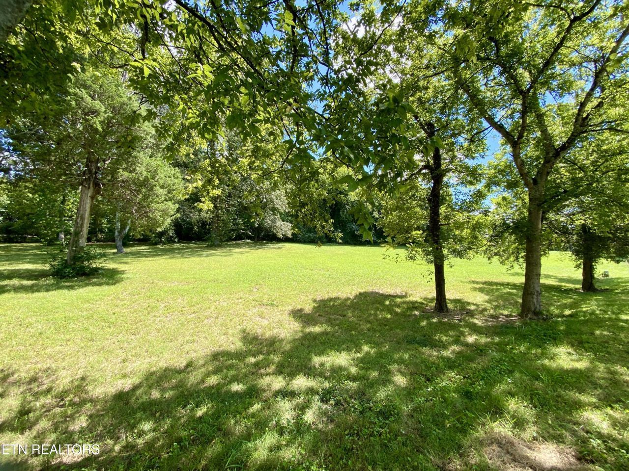 1407 Montvale Rd, Maryville, TN 37803 Main Photo