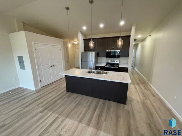 9308 W 32nd St, Unit 8, Sioux Falls, SD 57106