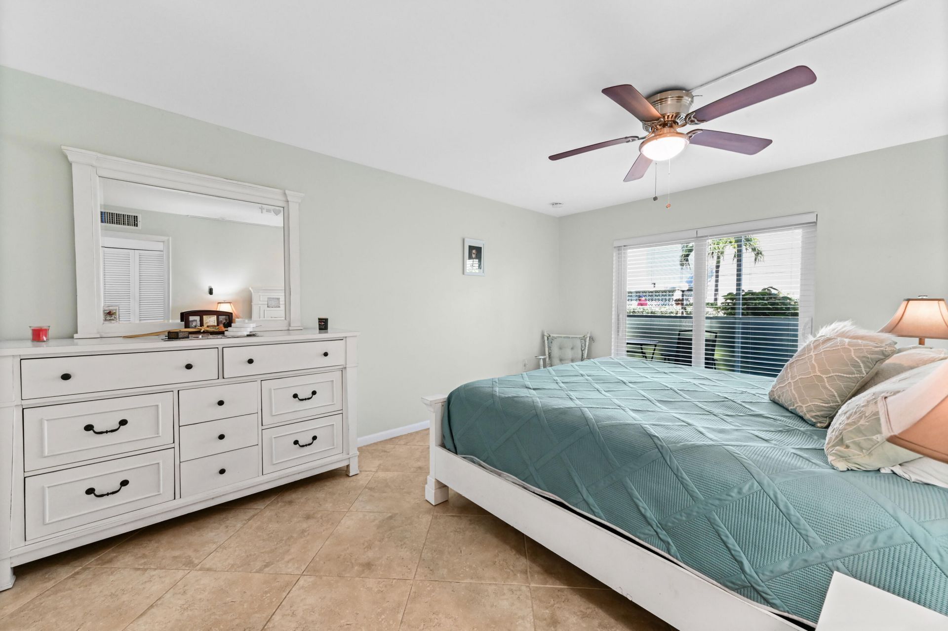 1516 S Lakeside Drive, Unit 110, Lake Worth Beach, FL 33460 Photo