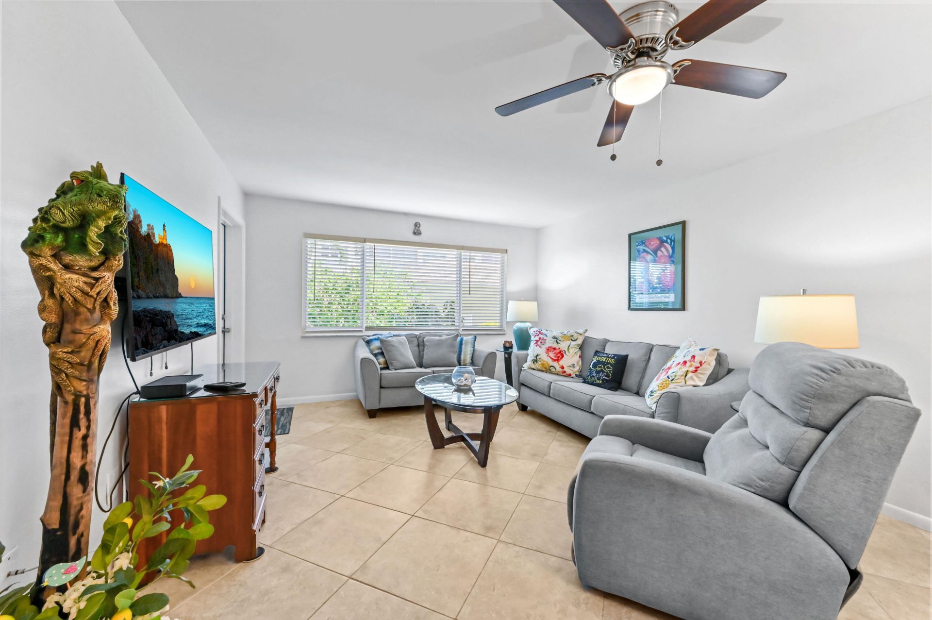 1516 S Lakeside Drive, Unit 110, Lake Worth Beach, FL 33460 Photo