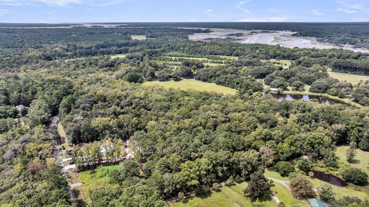 3950 Humbert Road Photo 16