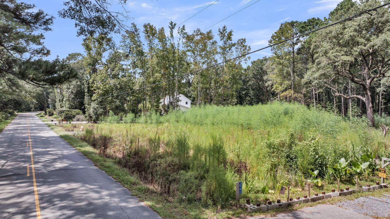 3950 Humbert Road Photo 24