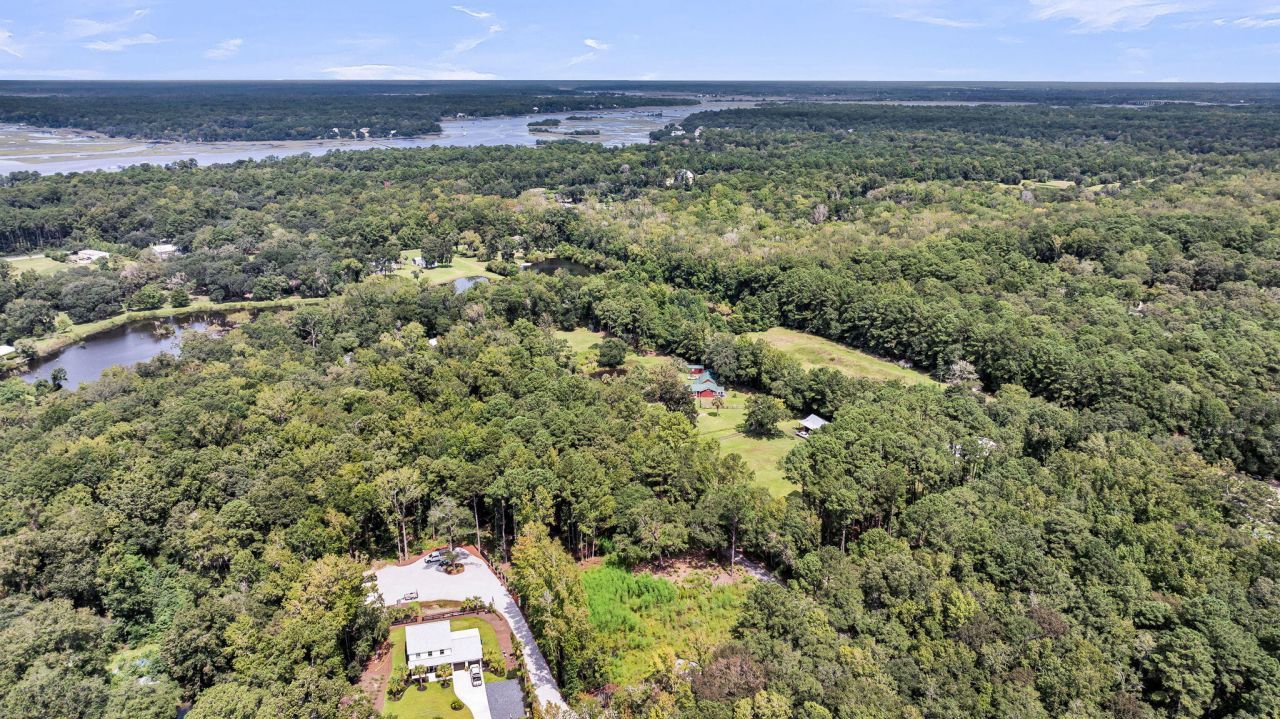 3950 Humbert Road Photo 4