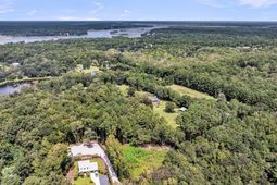 3950 Humbert Road photo 4