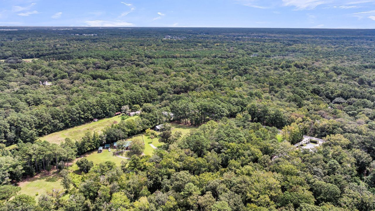 3950 Humbert Road Photo 8